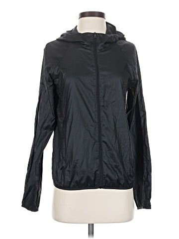 Uniqlo Windbreaker (view 1)