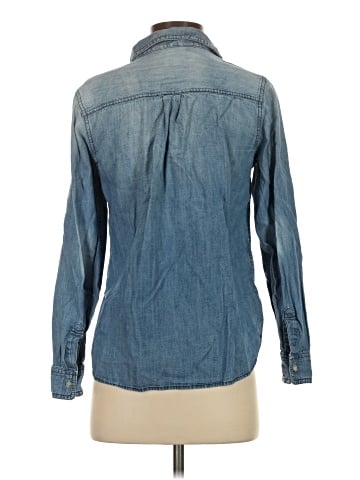 Old Navy Long Sleeve Button-Down Shirt (view 2)