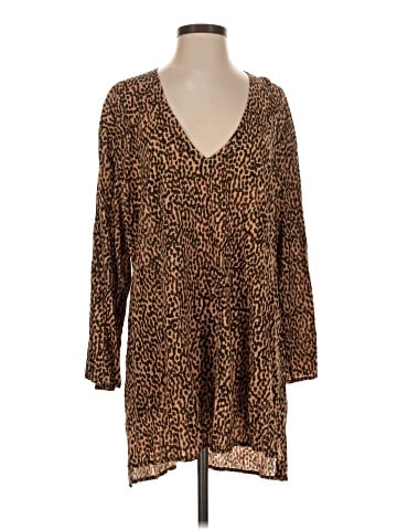 Robin Piccone 3/4 Sleeve Blouse (view 1)