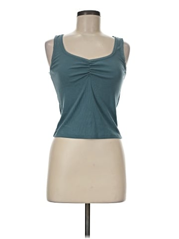 Old Navy Sleeveless T-Shirt (view 2)