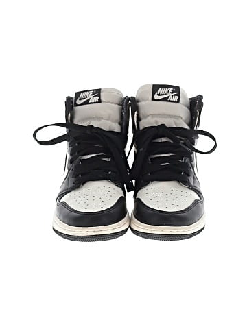 Air Jordan 1 Retro High OG GS 'Dark Mocha' Sneakers (view 2)