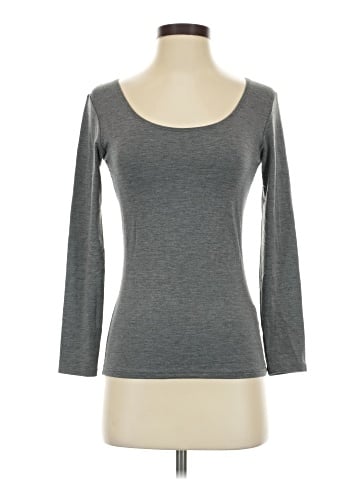 Uniqlo 3/4 Sleeve T-Shirt (view 1)