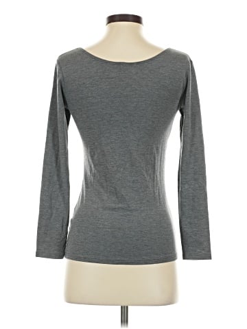 Uniqlo 3/4 Sleeve T-Shirt (view 2)