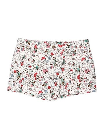 Gap Shorts (view 1)