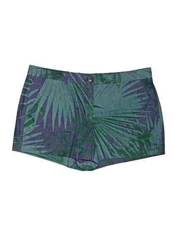 Gap Shorts (view 1)
