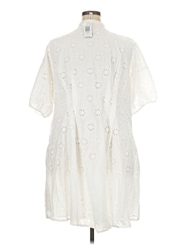 Belle Isle by Torrid Casual Dress (view 2)