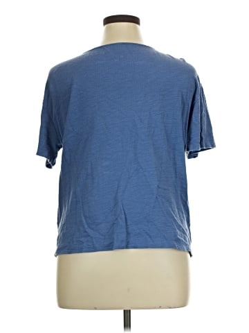Old Navy Short Sleeve T-Shirt (view 2)
