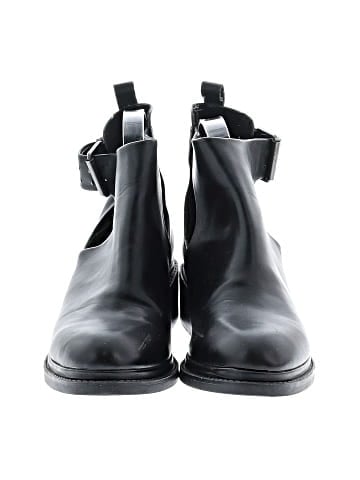 Zara Basic Ankle Boots (view 2)