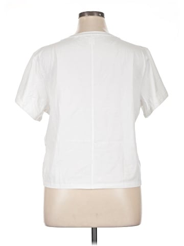 Athleta Short Sleeve T-Shirt (view 1)