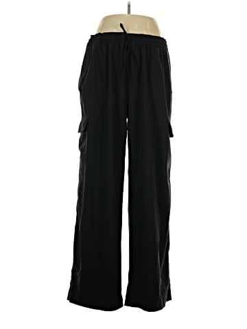 Active by Old Navy Cargo Pants (view 1)