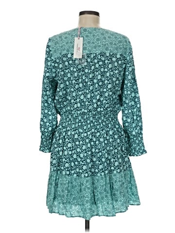 Vineyard Vines Casual Dress (view 2)