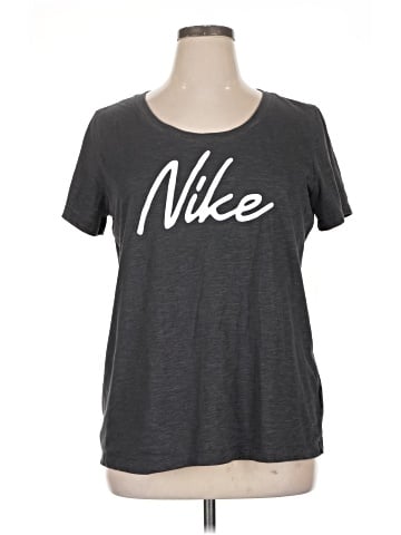 Nike Short Sleeve T-Shirt (view 1)