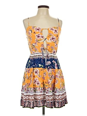 Illa Illa Casual Dress (view 1)
