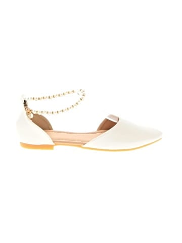 Unbranded Flats (view 1)