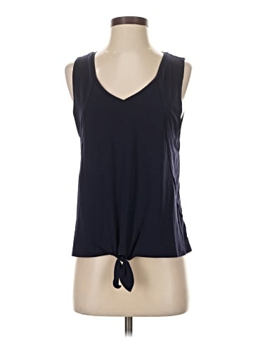Gap Fit Sleeveless T-Shirt (view 1)