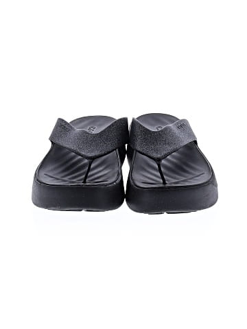 Crocs Flip Flops (view 2)