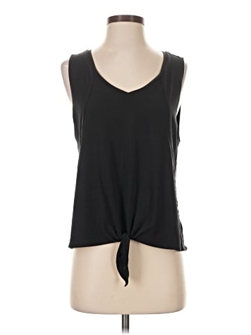 Gap Fit Sleeveless T-Shirt (view 1)