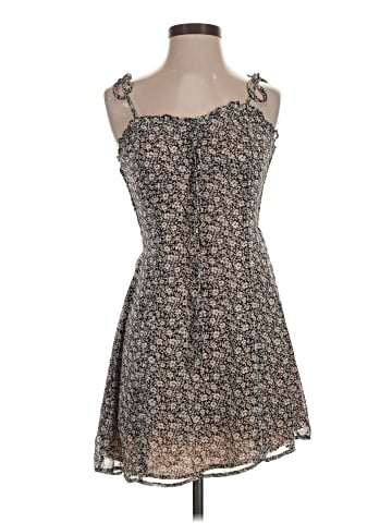 Dress Forum Casual Dress (view 1)