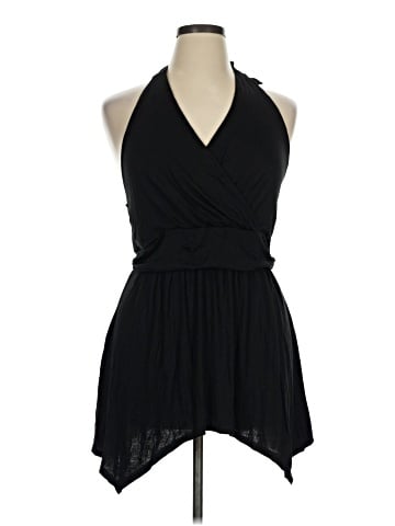 New York & Company Sleeveless Blouse (view 1)