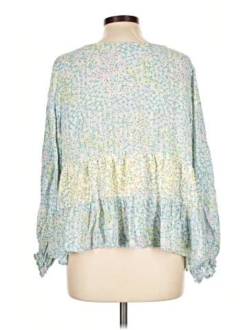wonderly 3/4 Sleeve Blouse (view 2)