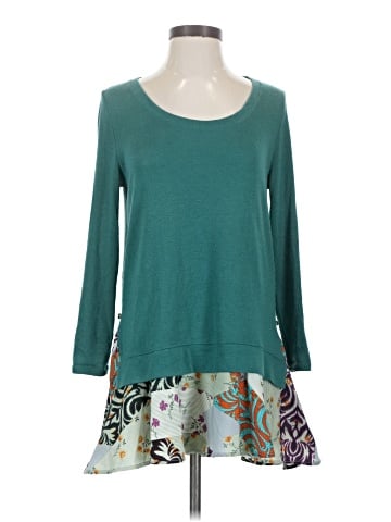 Little Yellow Button 3/4 Sleeve Top (view 1)
