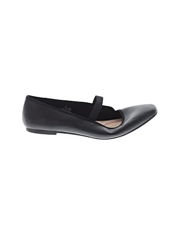Old Navy Flats (view 1)