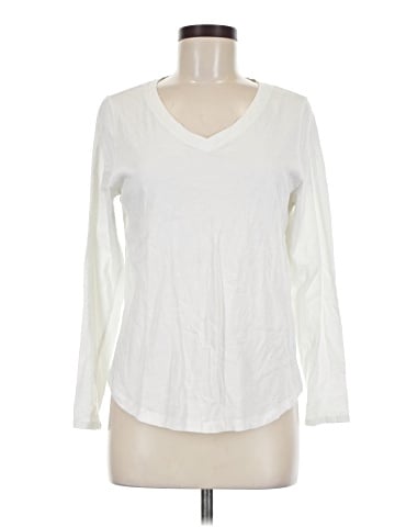 Old Navy Long Sleeve T-Shirt (view 1)