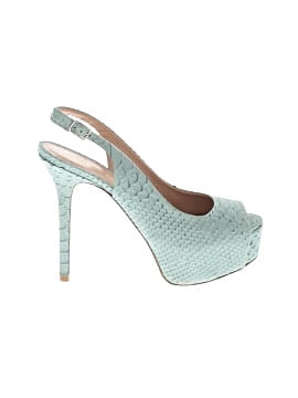 Pour La Victoire Heels