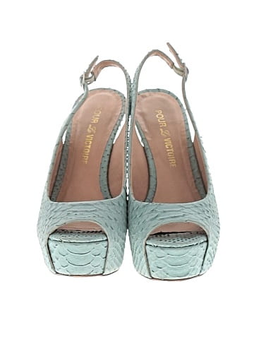 Pour La Victoire Heels (view 2)