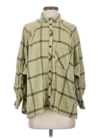 Urban Outfitters 3/4 Sleeve Button-Down Shirt (view 1)