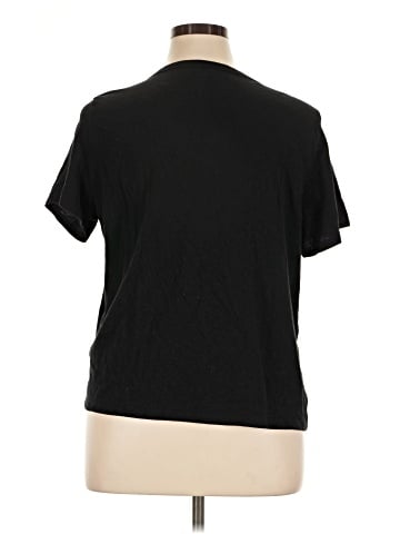 Old Navy Short Sleeve T-Shirt (view 2)