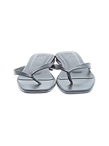 Gap Flip Flops (view 2)