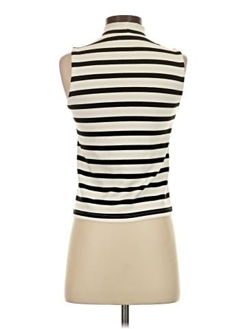 Gap Sleeveless T-Shirt (view 2)