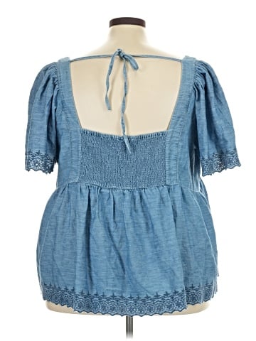 Old Navy Short Sleeve Blouse (view 2)