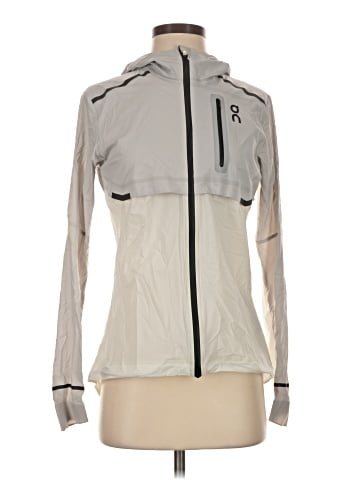 On Cloud Track Jacket (view 1)