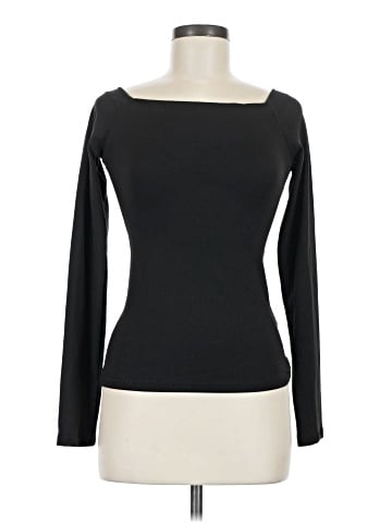 DAZY Long Sleeve T-Shirt (view 1)