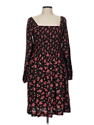 Old Navy Casual Dress (view 1)