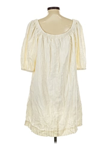 Old Navy Casual Dress (view 2)