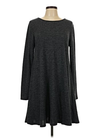 Old Navy Casual Dress (view 1)
