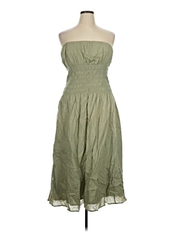 Abercrombie & Fitch Cocktail Dress (view 1)