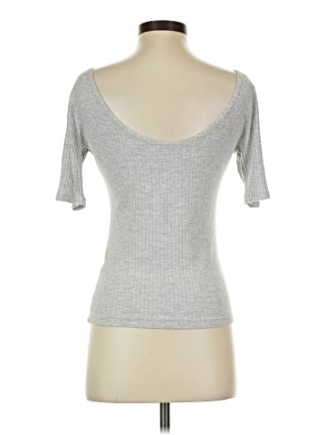 Abercrombie & Fitch Short Sleeve Top (view 2)