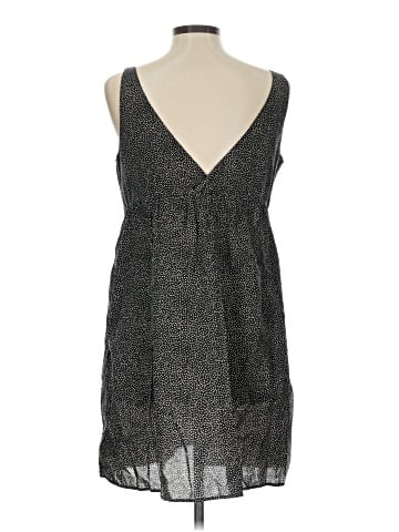 Old Navy Casual Dress (view 2)