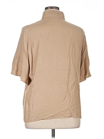 Vince. Short Sleeve Silk Top (view 2)