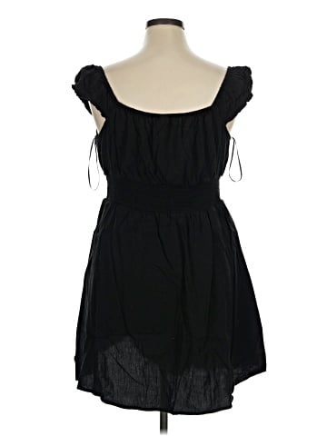 Old Navy Casual Dress (view 2)