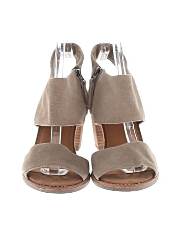 TOMS Sandals (view 2)
