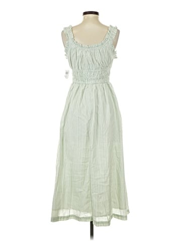 Old Navy Casual Dress (view 2)