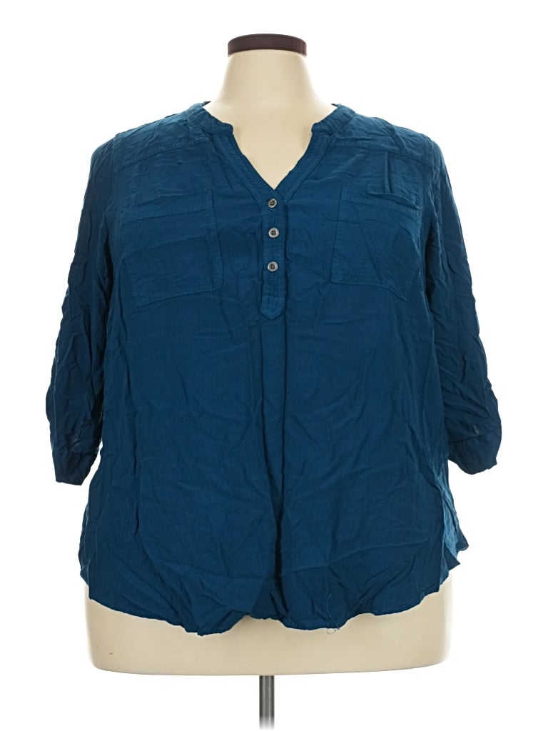 Pre-owned Torrid 3/4 Sleeve Button Down Shirt In Blue