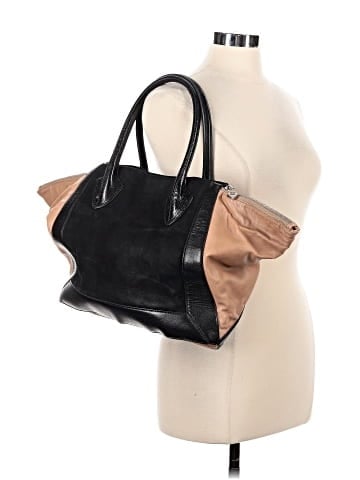 Pour La Victoire Tote (view 2)