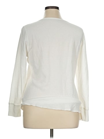Old Navy 3/4 Sleeve T-Shirt (view 2)
