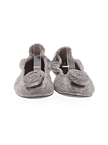Ellen Tracy Flats (view 2)